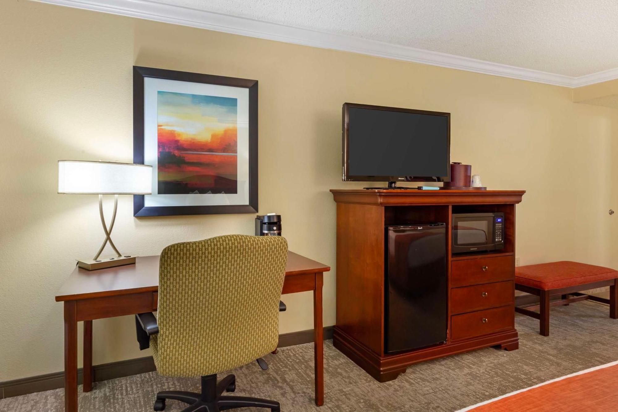 Best Western Plus Burlington Extérieur photo